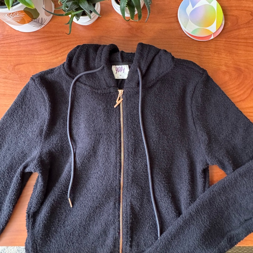 NEW Fabletics fuzzy black onesie 🖤